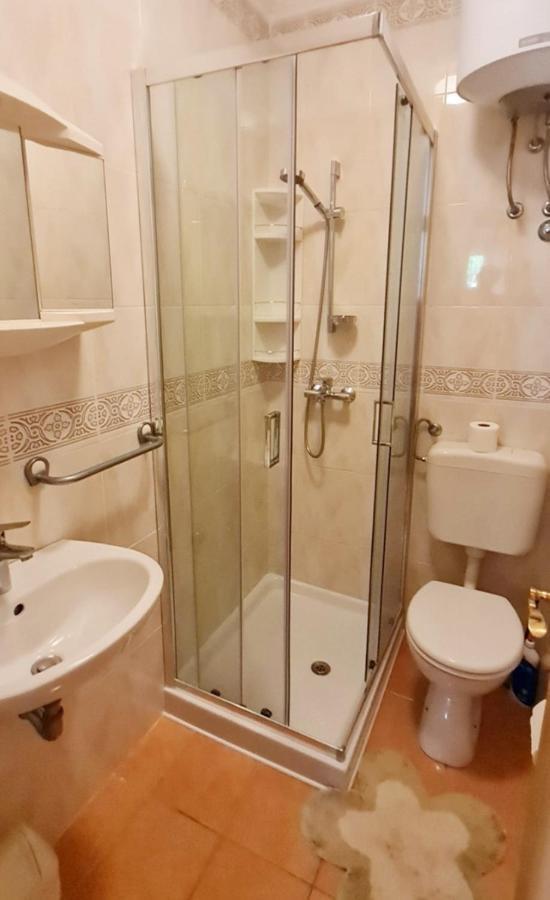 רוביני Guest House Casa Mia - Rooms & Apartments מראה חיצוני תמונה
