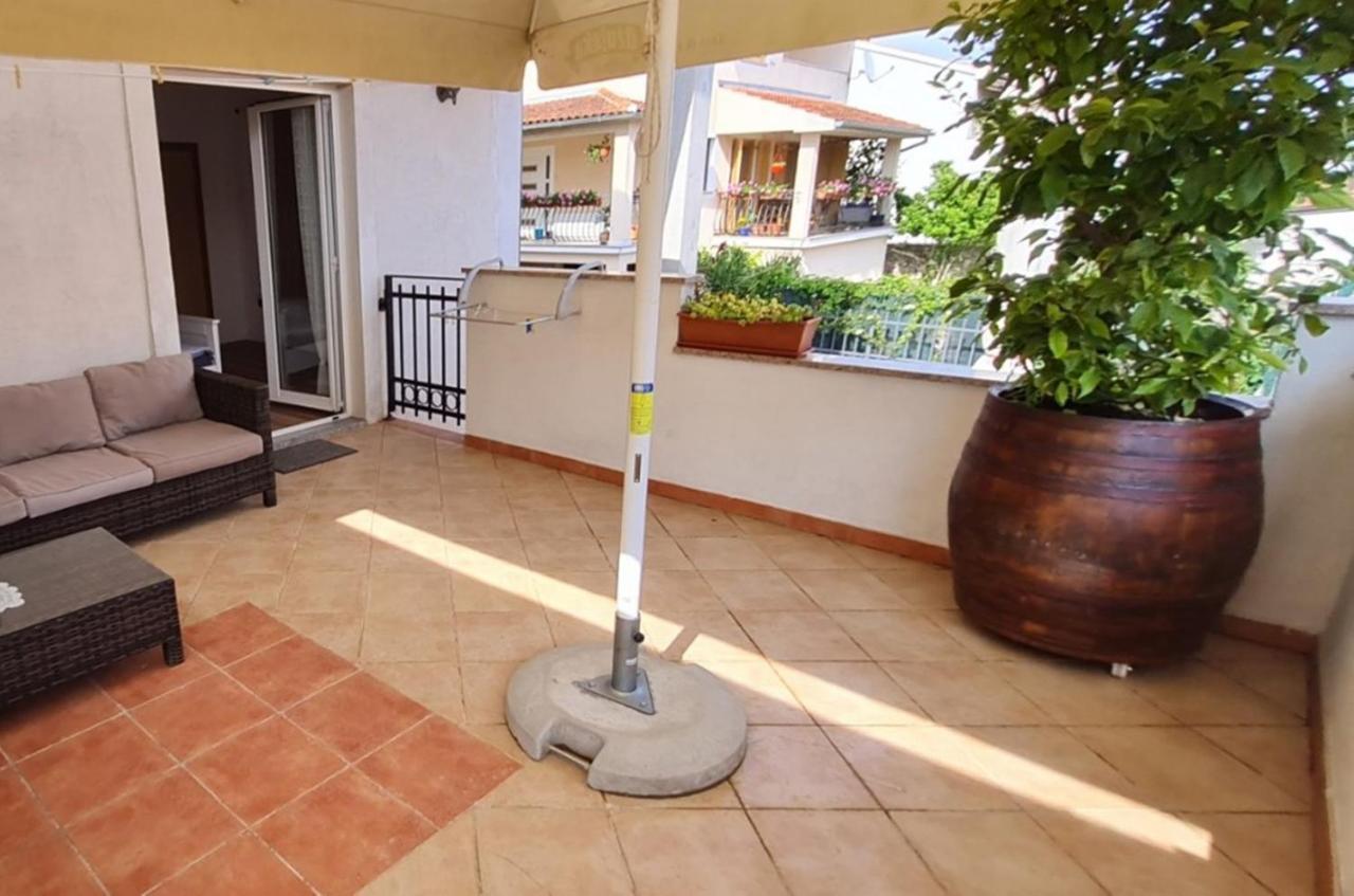 רוביני Guest House Casa Mia - Rooms & Apartments מראה חיצוני תמונה