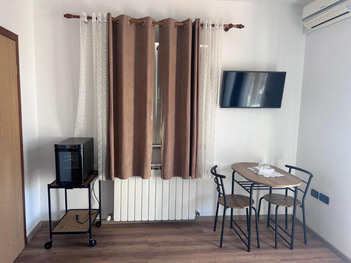 רוביני Guest House Casa Mia - Rooms & Apartments מראה חיצוני תמונה