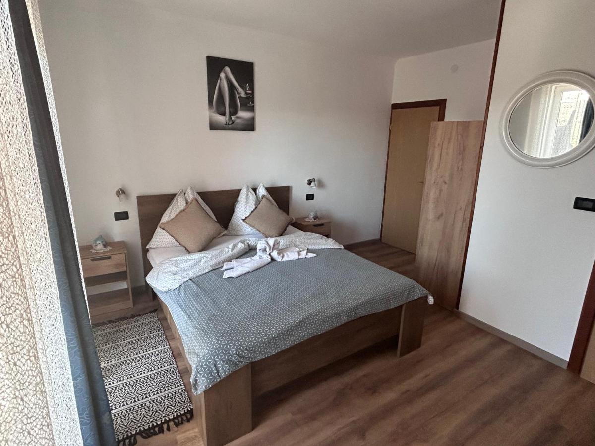 רוביני Guest House Casa Mia - Rooms & Apartments מראה חיצוני תמונה
