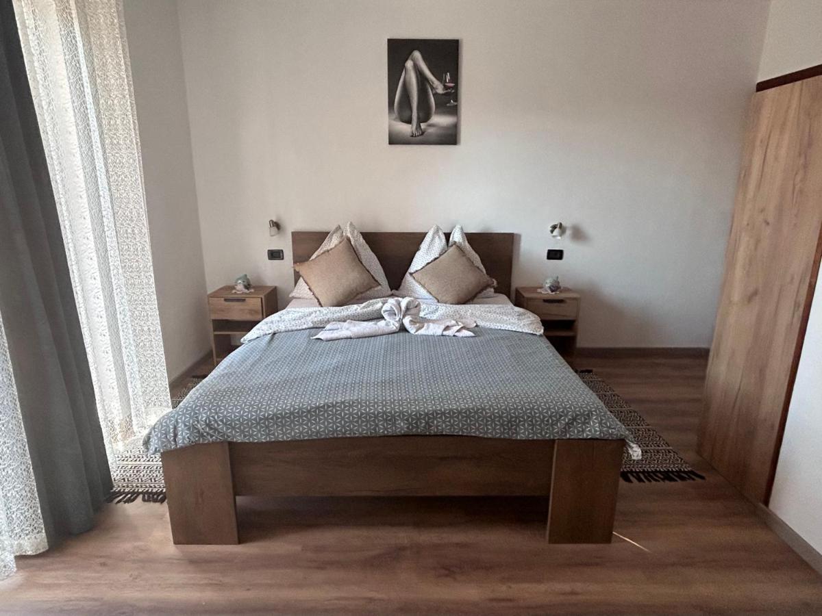 רוביני Guest House Casa Mia - Rooms & Apartments מראה חיצוני תמונה