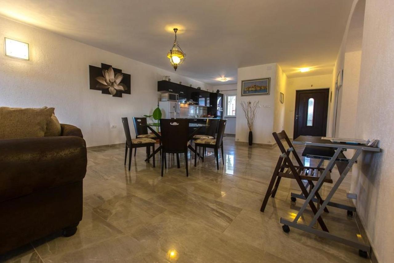 רוביני Guest House Casa Mia - Rooms & Apartments חדר תמונה