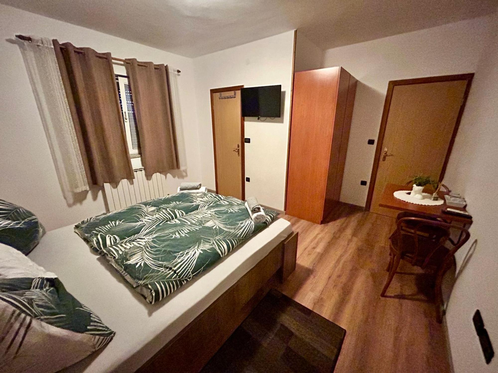 רוביני Guest House Casa Mia - Rooms & Apartments מראה חיצוני תמונה