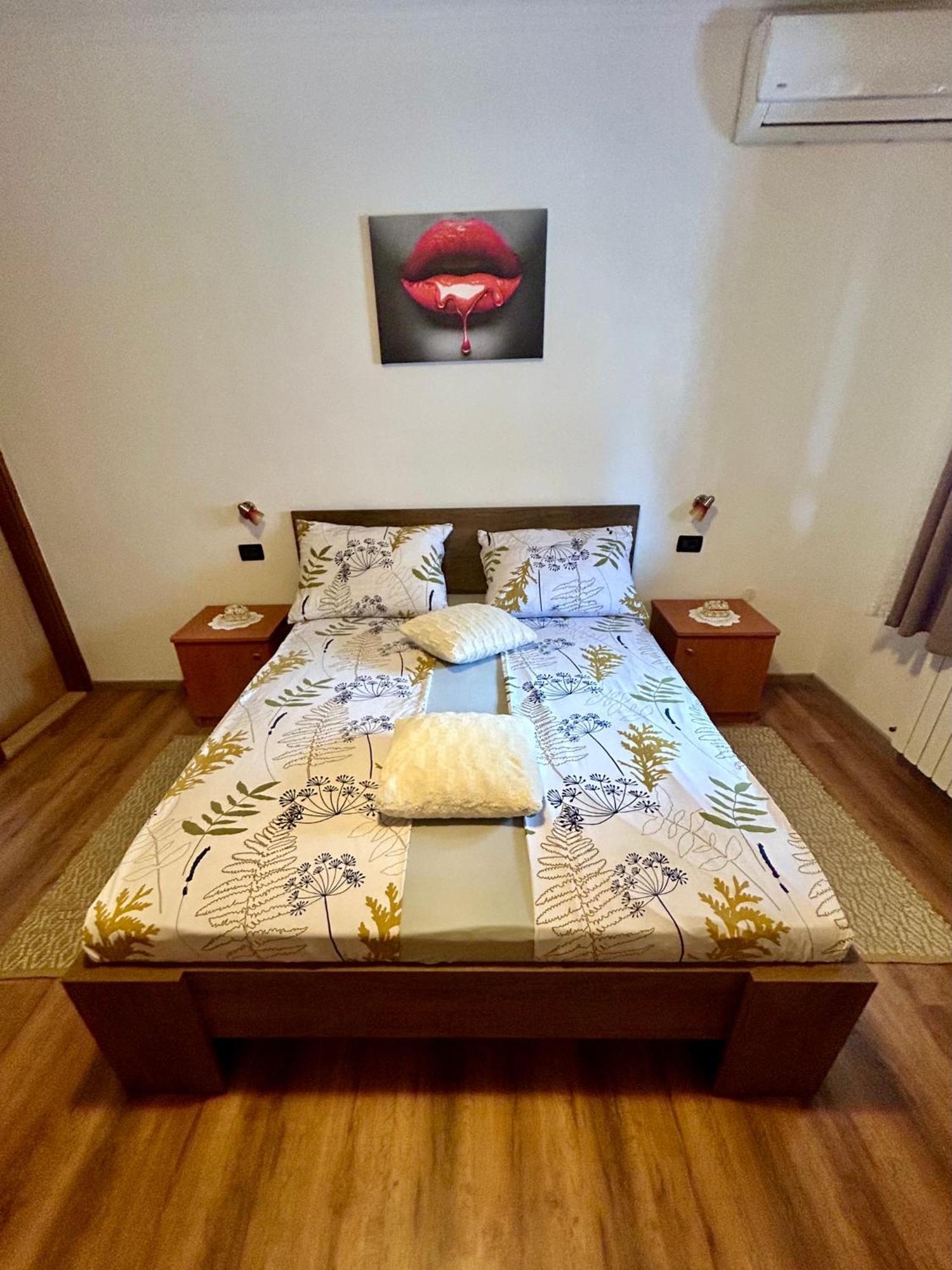 רוביני Guest House Casa Mia - Rooms & Apartments מראה חיצוני תמונה